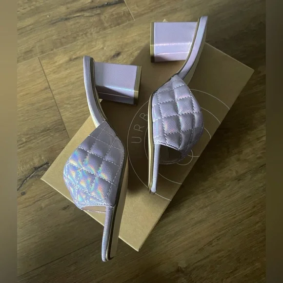 URBAN OUTFITTERS-NWT/Box Women's Quilted Lavender Sandals - Picture 8 of 16